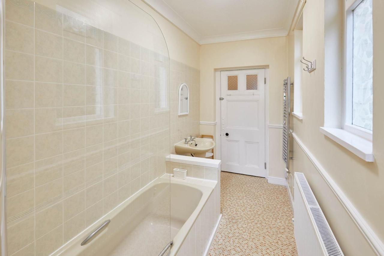 Host & Stay - The Garden Flat سكرابورو المظهر الخارجي الصورة